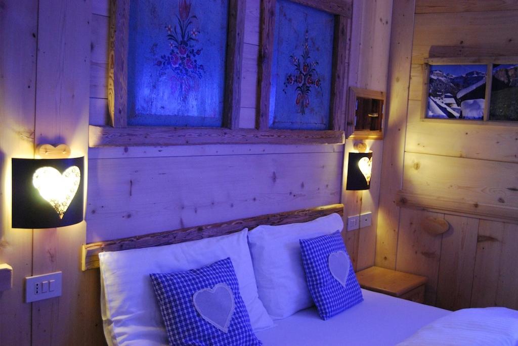 Appartamenti Chalet Orchidea 까나제이 외부 사진