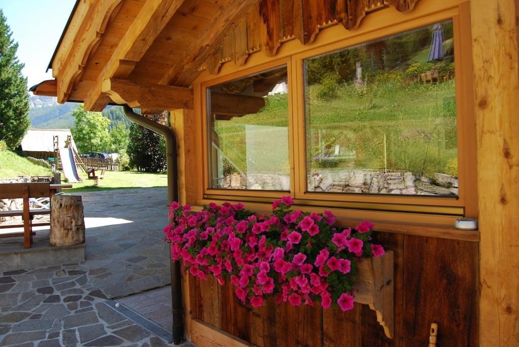 Appartamenti Chalet Orchidea 까나제이 외부 사진