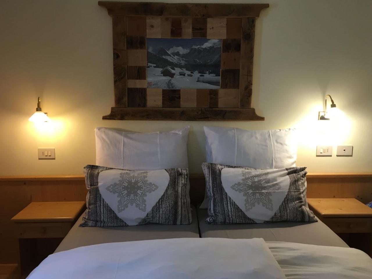 Appartamenti Chalet Orchidea 까나제이 외부 사진